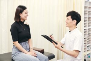 アトピー相談を受ける様子